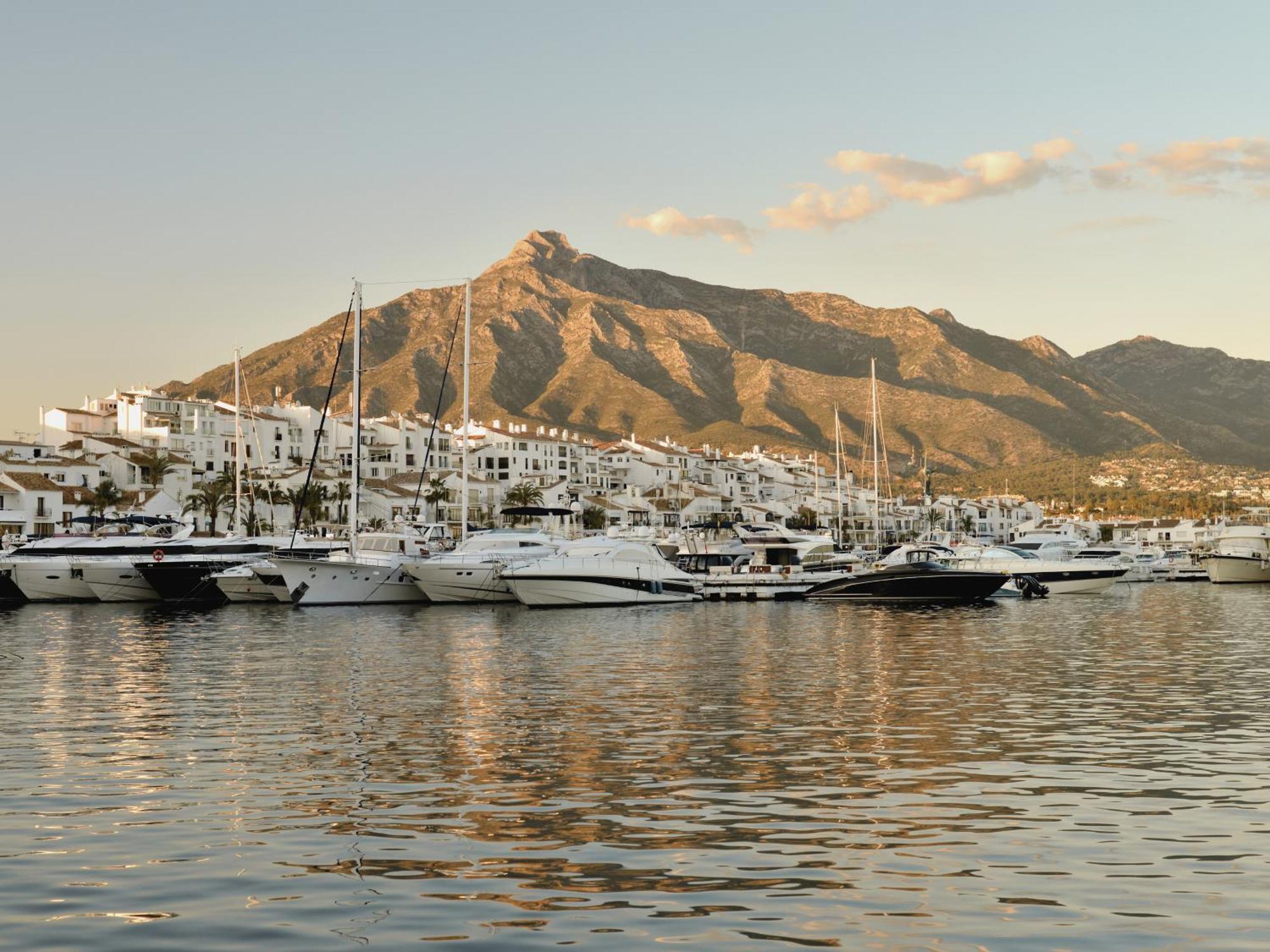 Vacation Marbella I Brand New Terrazas De Banus Apt, 24-7 Security, A Minute From The Marina, The Sea And Luxury Shopping المظهر الخارجي الصورة