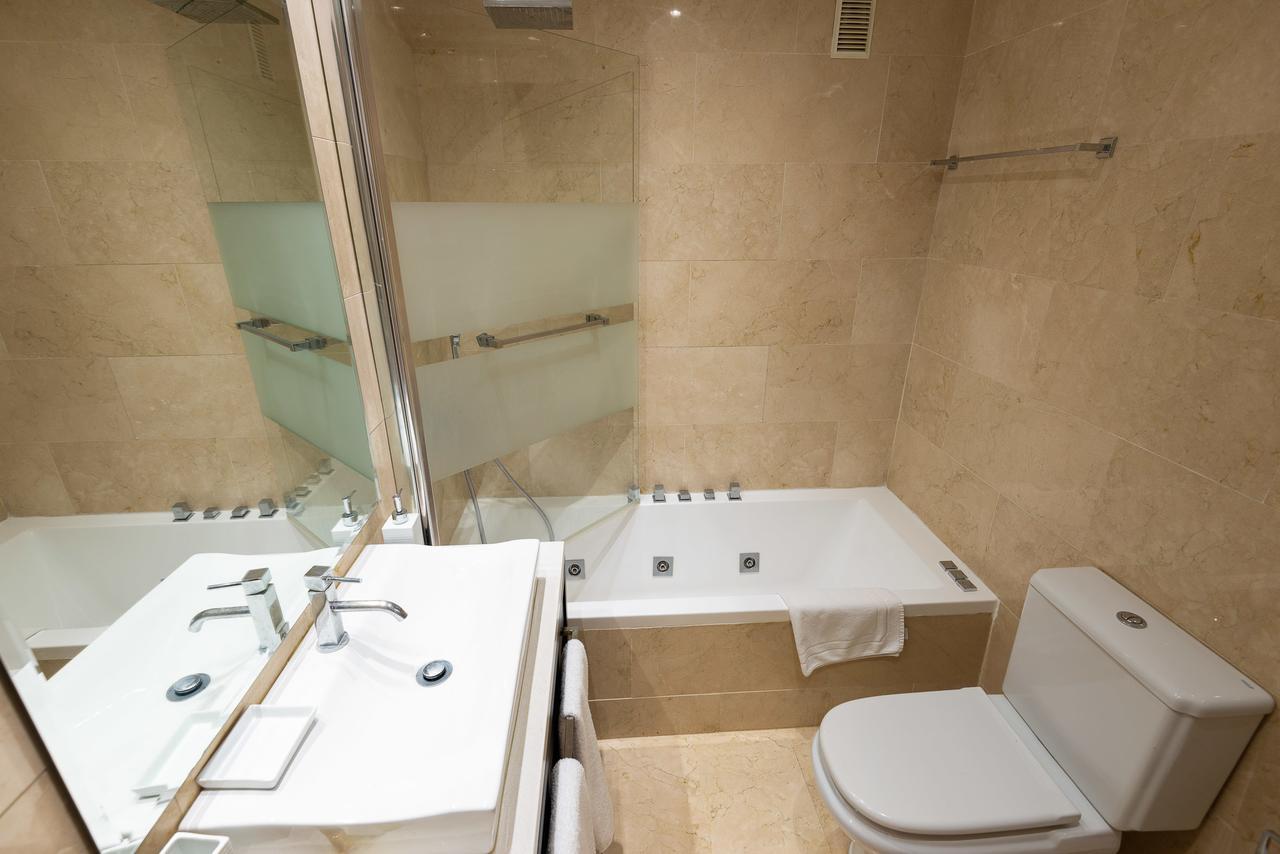 Vacation Marbella I Brand New Terrazas De Banus Apt, 24-7 Security, A Minute From The Marina, The Sea And Luxury Shopping المظهر الخارجي الصورة
